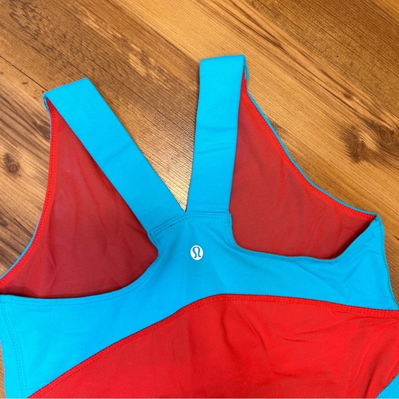 🍋LULULEMON Double Deep V Tank in Blue and Red Size 6 - Picture 6 of 7